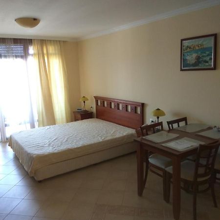 Santa Marina Holiday Village,211-40,411-42,411-43 Sozopol Extérieur photo